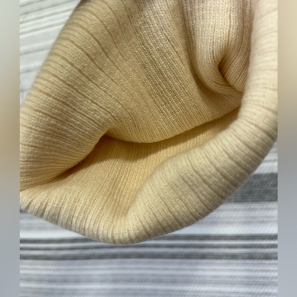 Calia Ribbed Knit Beanie | Ladies | Ivory - Picture 5 of 7